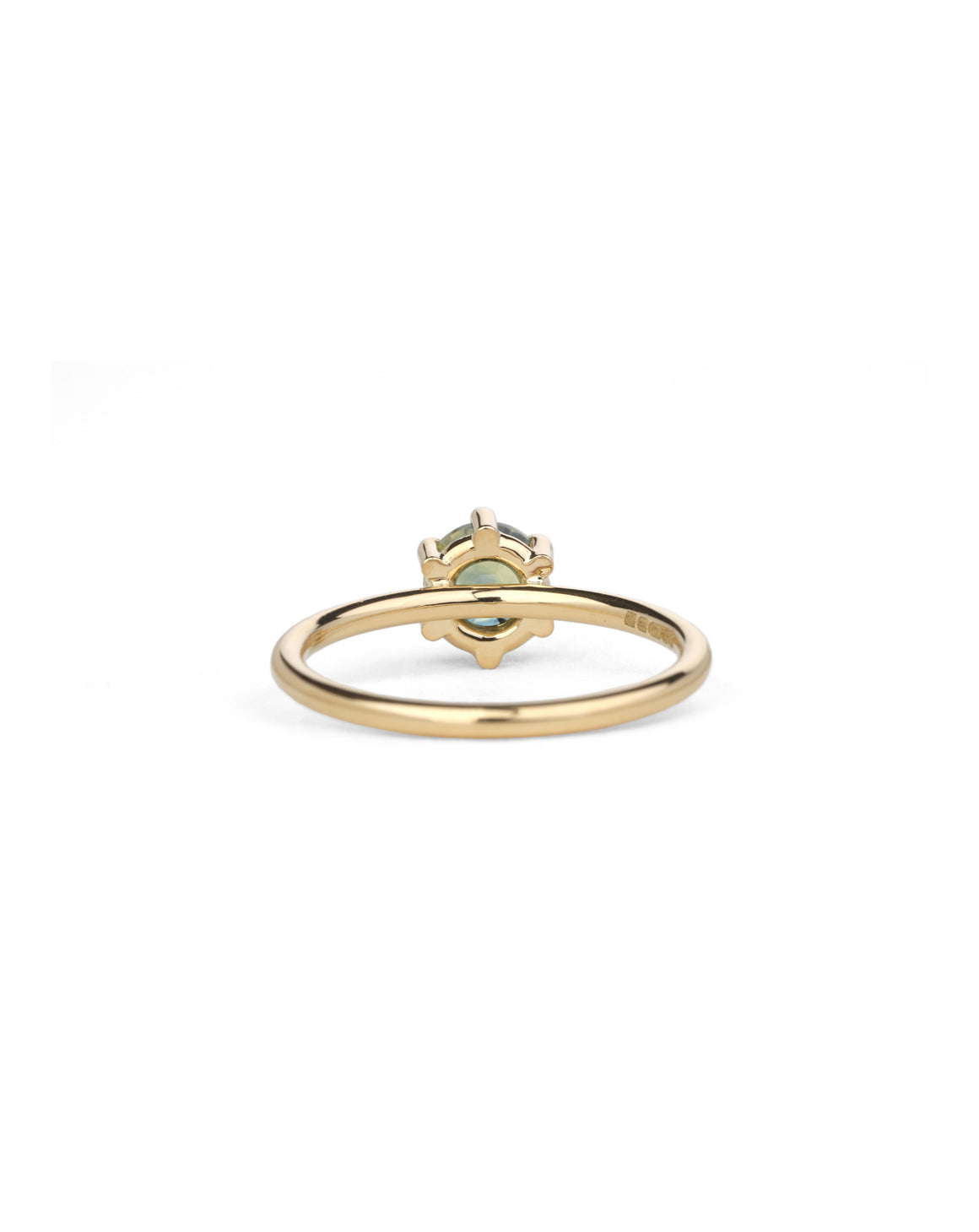 18ct gold ring with a polished finish, back view.