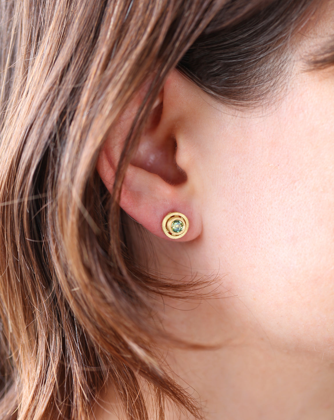 Australian bi-colour Sapphire Small Nova Earstuds