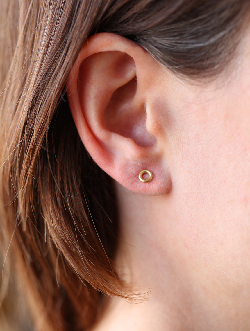 Circle Earstuds