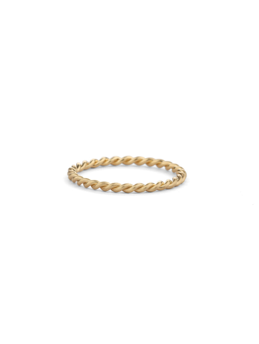 Rope style ring. 18ct yellow gold, satin finish.