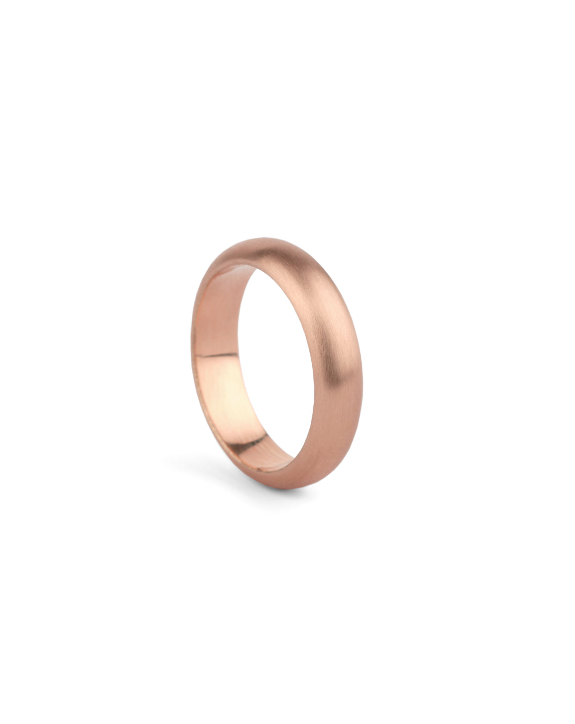 Rounded wedding band. 18ct rose gold, satin finish.