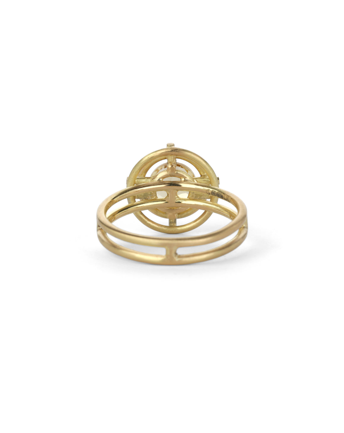 Geometric Ring with two concentric circles surrounding a yellow beryl. 18ct yellow gold, satin finish. Back view.