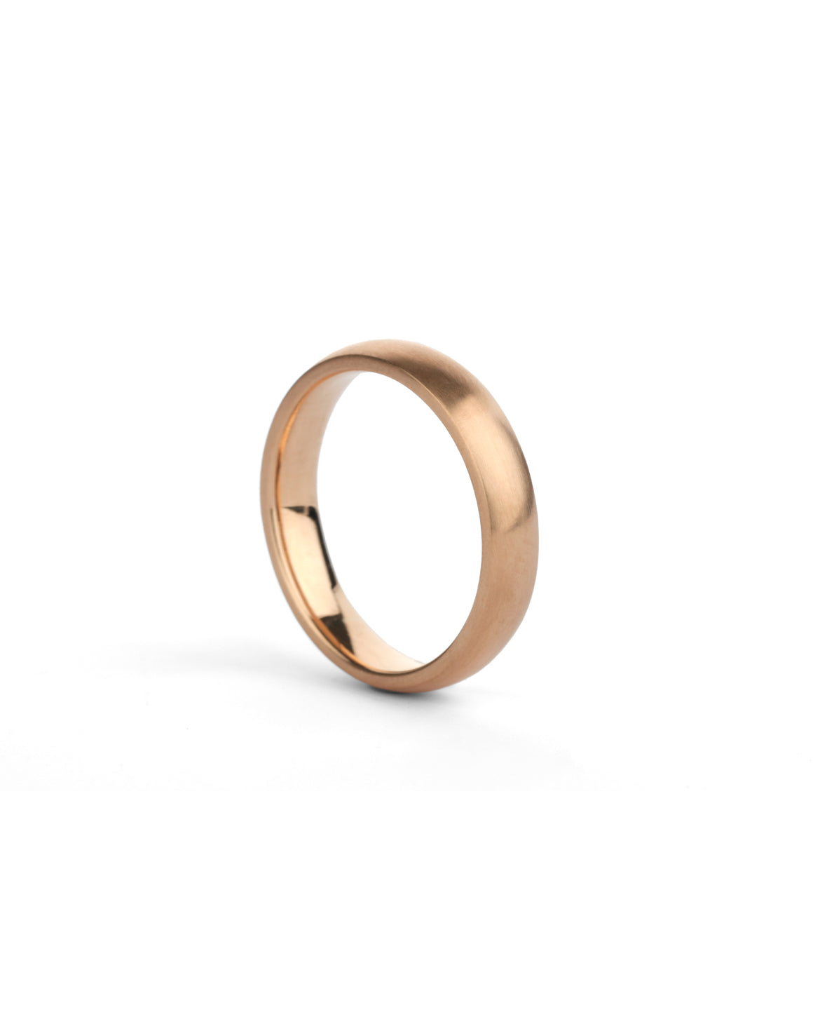 Curved wedding band 18ct rose gold, satin finish.