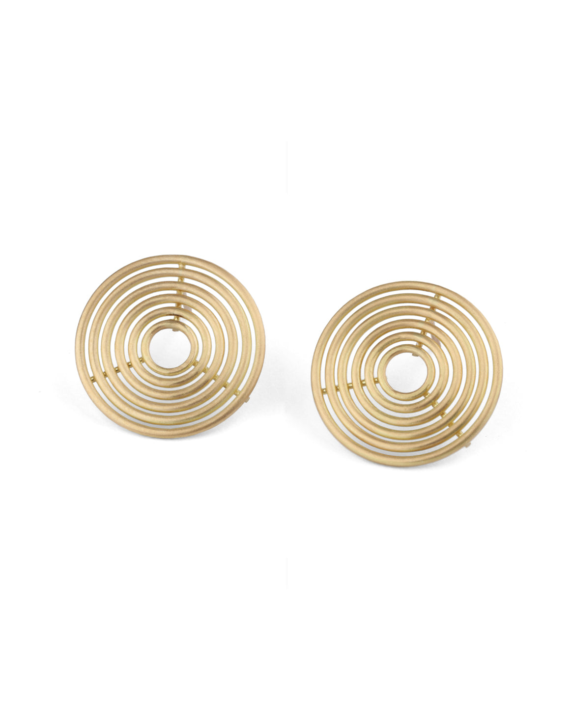 Six circle earstuds, 18ct yellow gold satin finish.