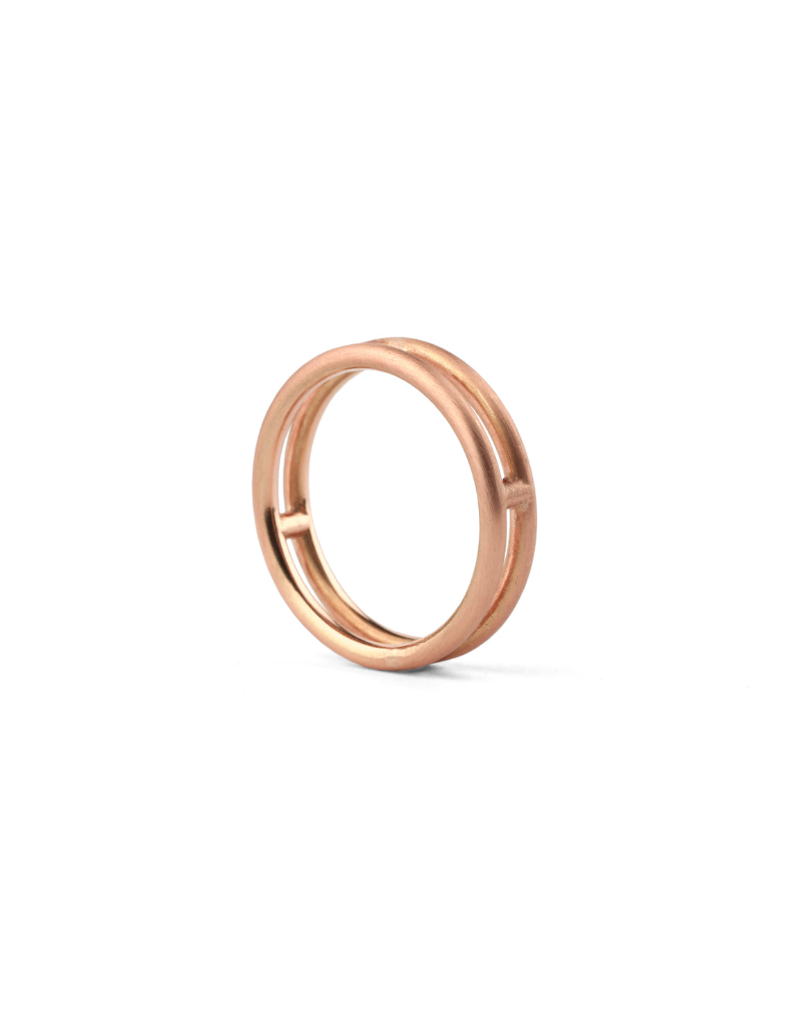 18ct rose gold double band ring, satin finish.