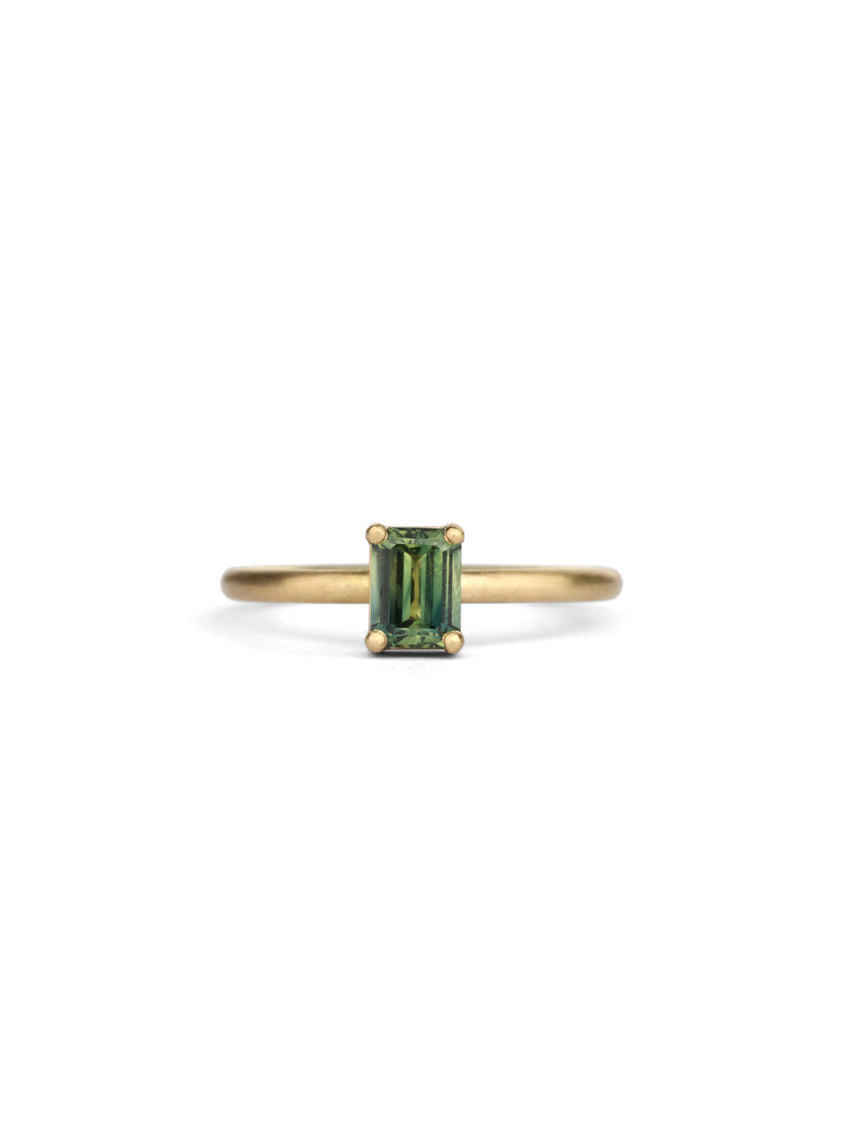 Green Bi-colour Australian Sapphire Rectangle Solo Ring