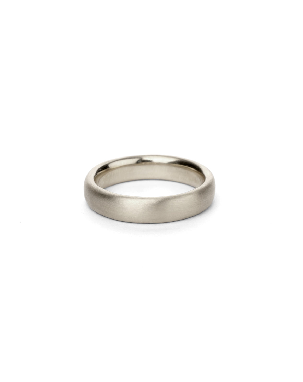 Curved ring band. 18ct white gold, satin finish.