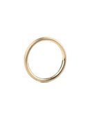Curved ring band. 18ct yellow gold, satin finish. Side view.