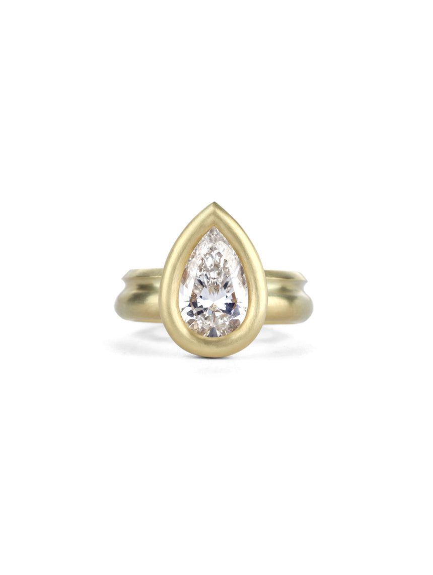 Pear Lab Diamond Rounded Satin Contour Ring