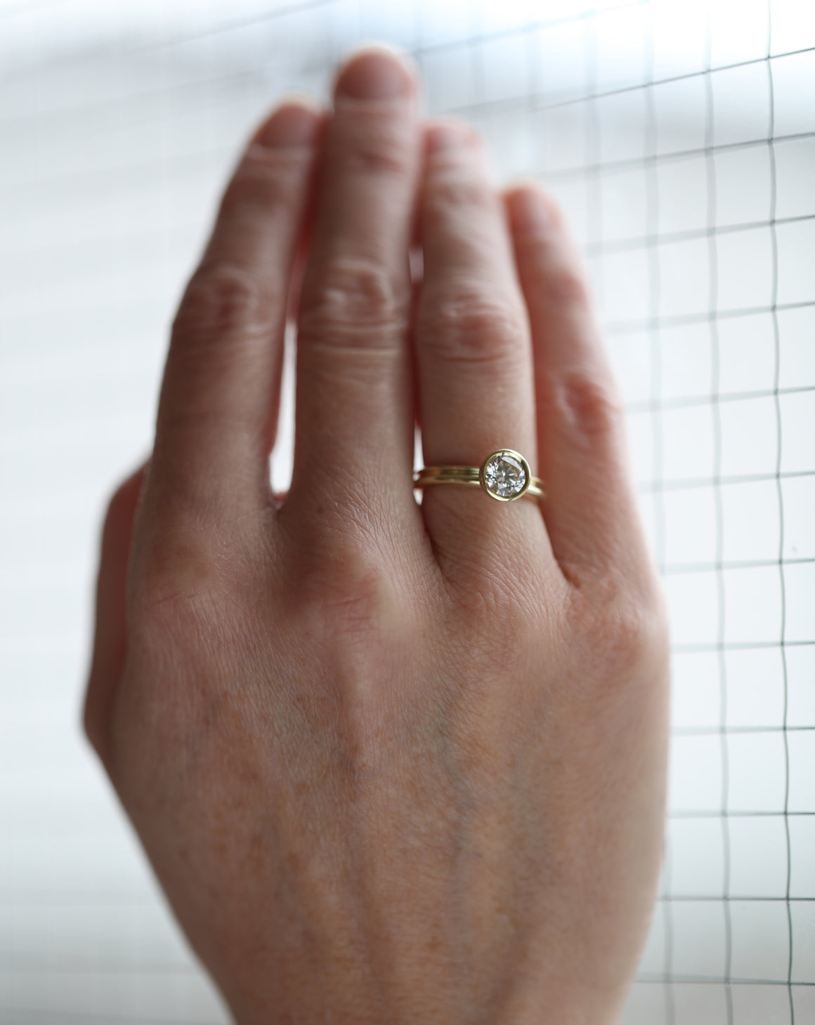 Round Lab Diamond Mirror Nephros Ring