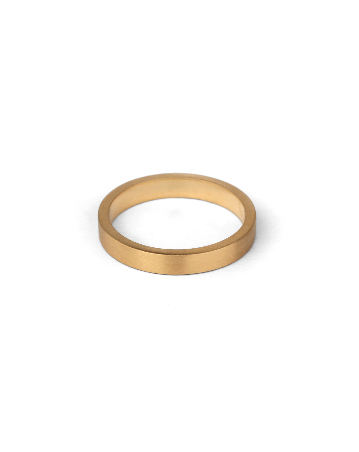 Flat wedding band. 18ct rose gold, satin finish.