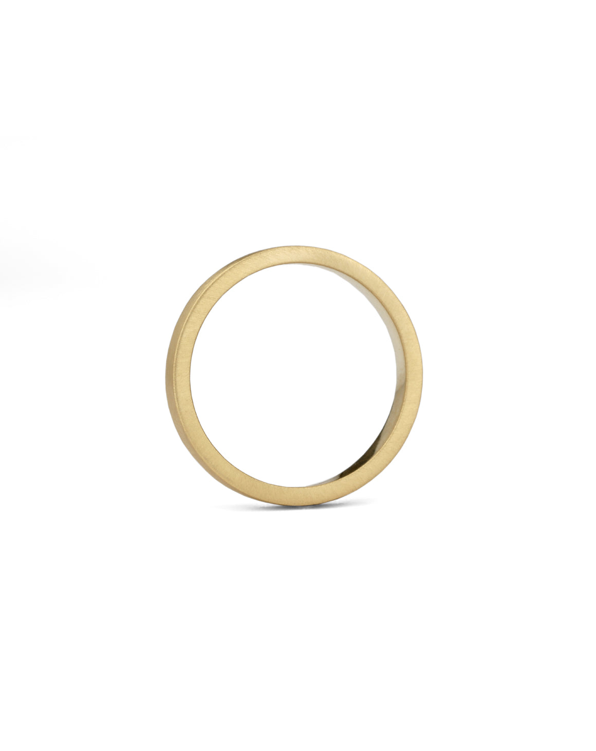 Flat wedding band. 18ct yellow gold, satin finish. Side view.