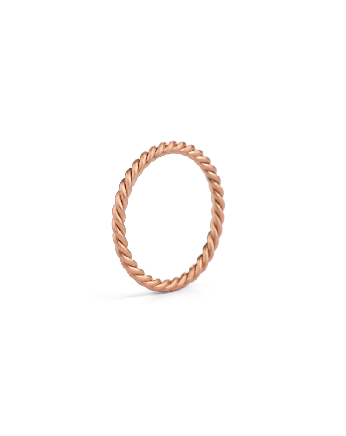 Rope style ring in 18ct rose gold, satin finish.