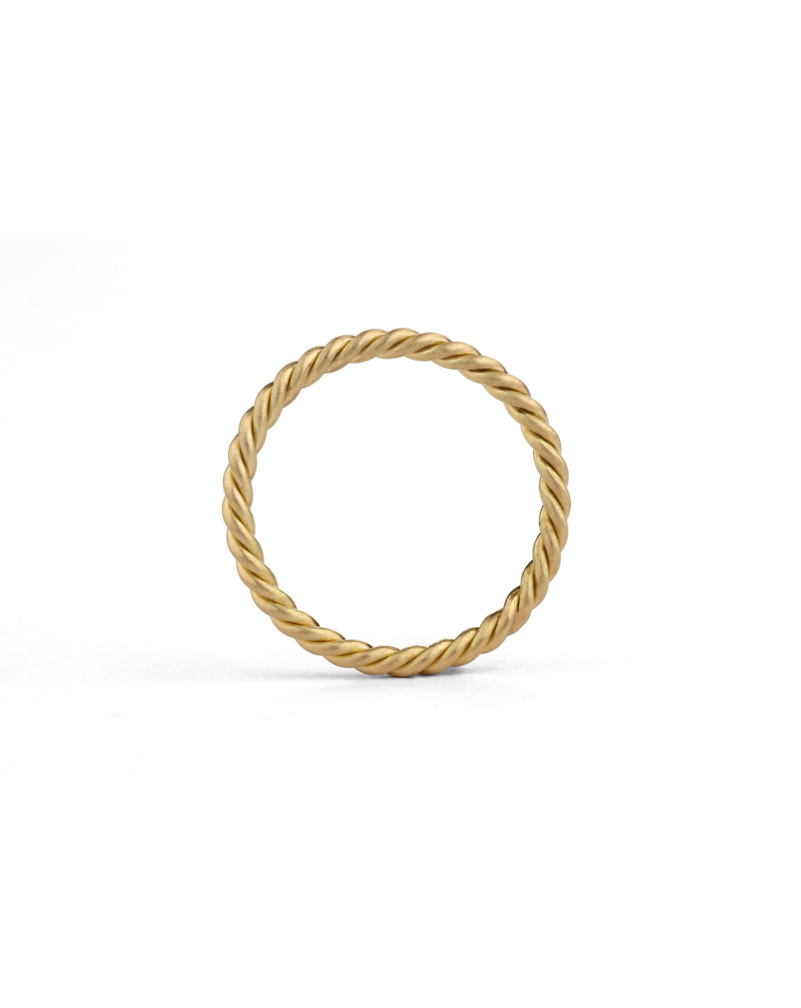 Rope style ring in 18ct yellow gold, satin finish. Side view.