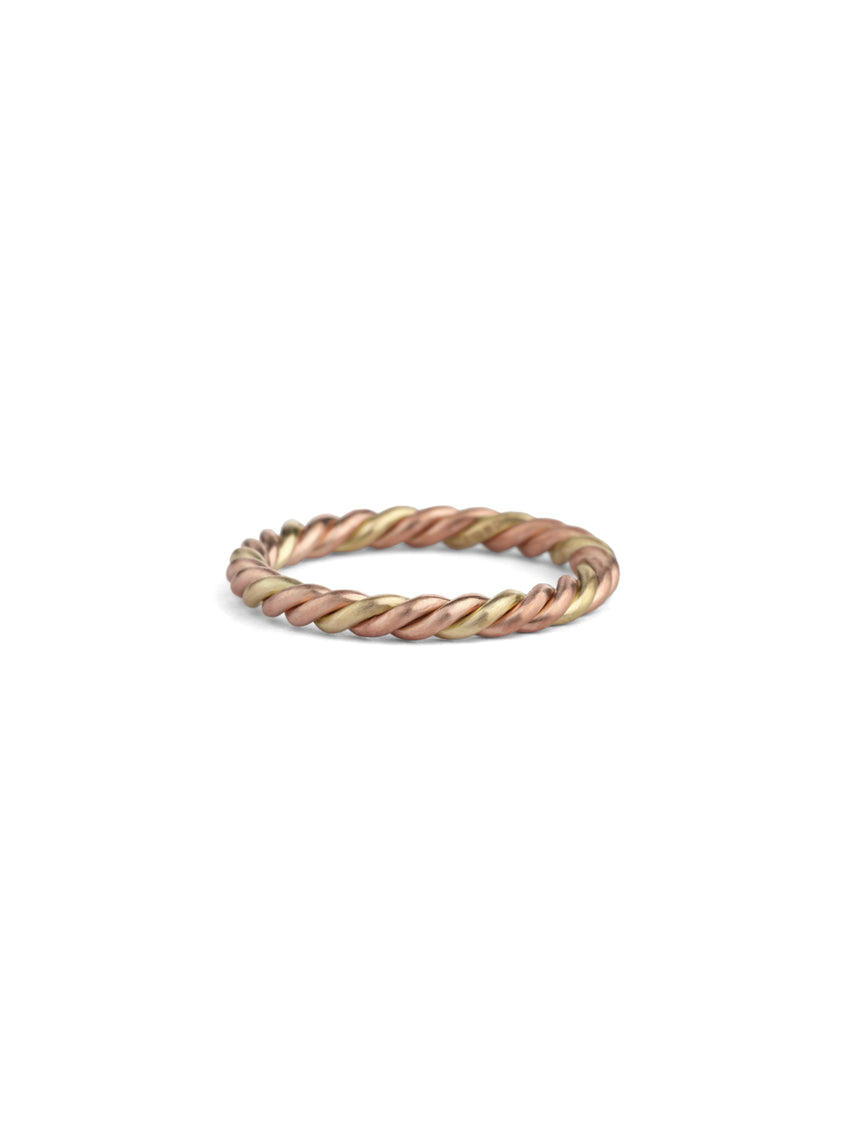Rope style ring in 18ct yellow and rose gold, satin finish.
