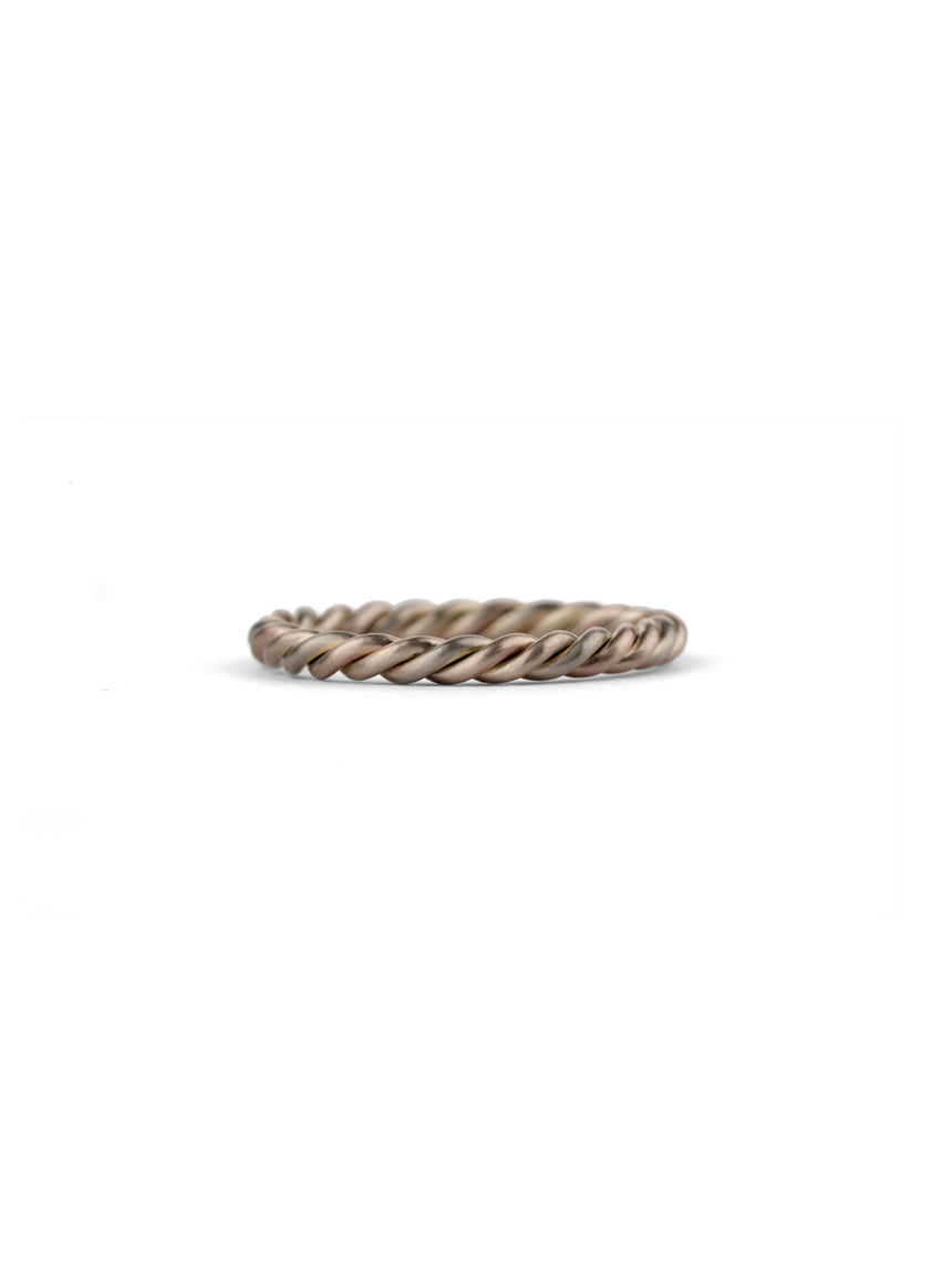 Rope style ring in 18ct white gold, satin finish.