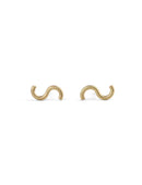 Stud earrings in an S shape. 18ct yellow gold, satin finish.