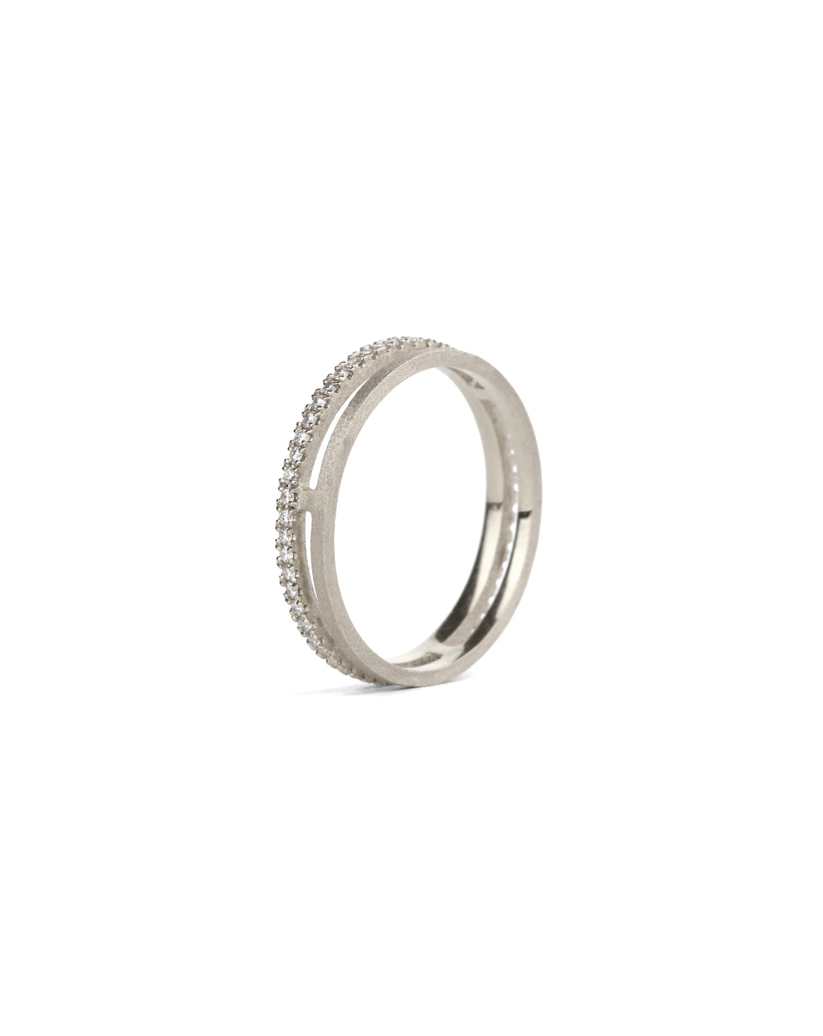 18ct white gold double band ring, with one band set with white diamonds, textured finish.