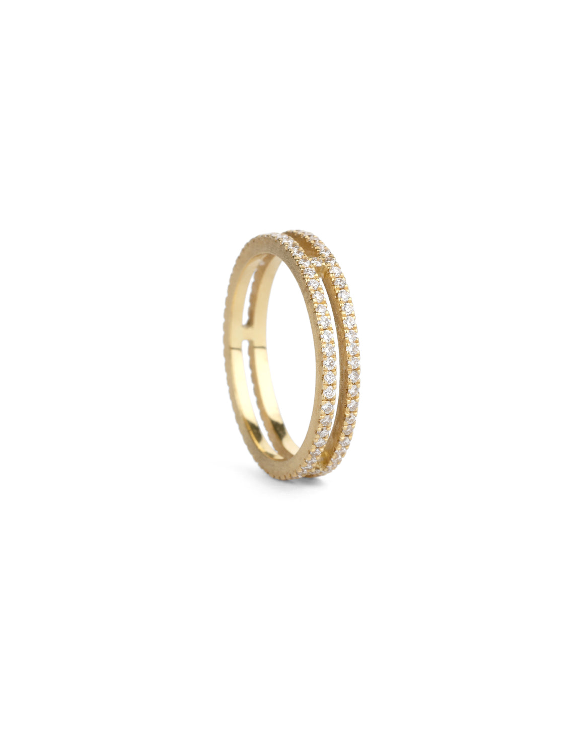 Diamond set double band ring. 18ct yellow gold.