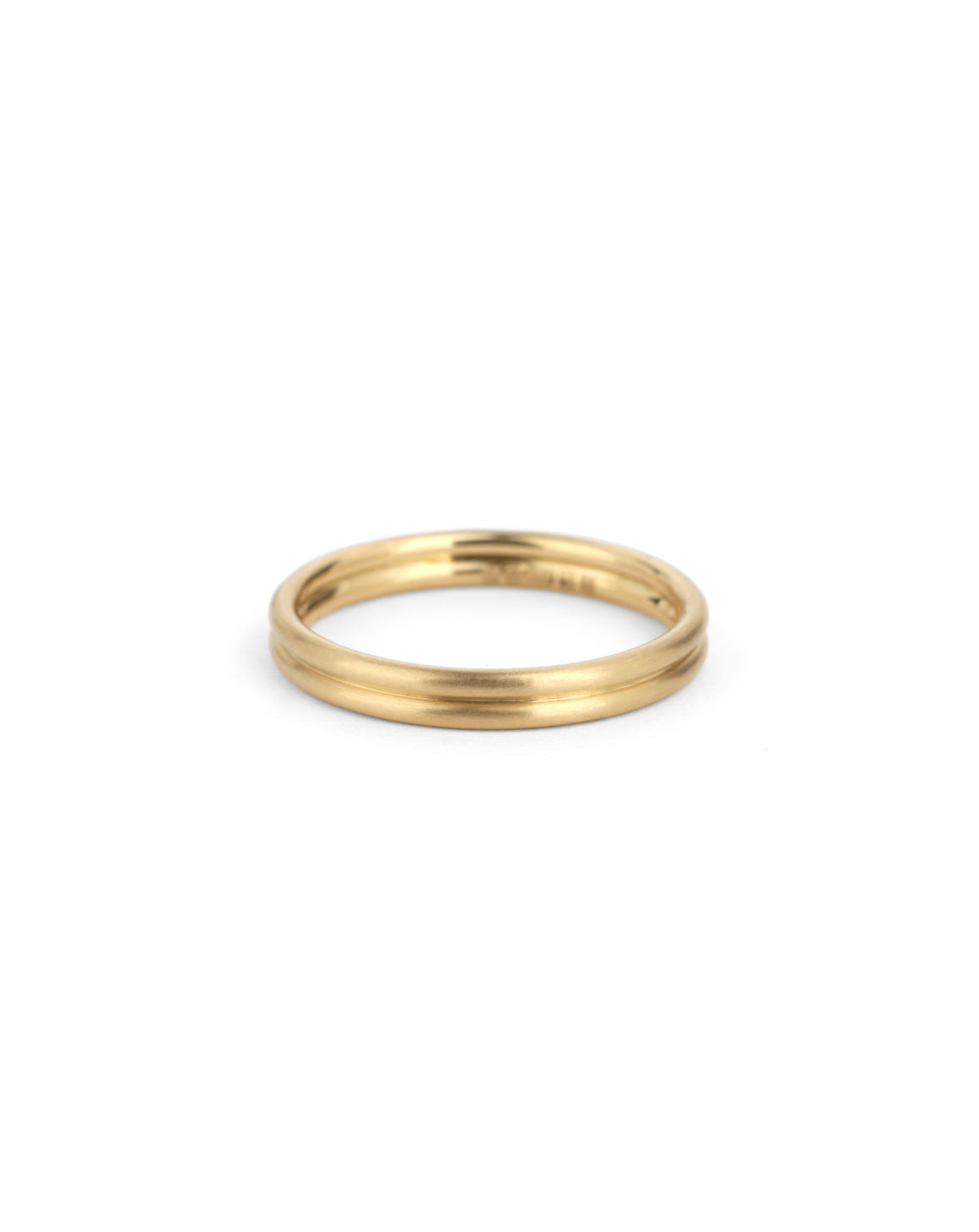 18ct yellow gold joined double band ring, satin finish.