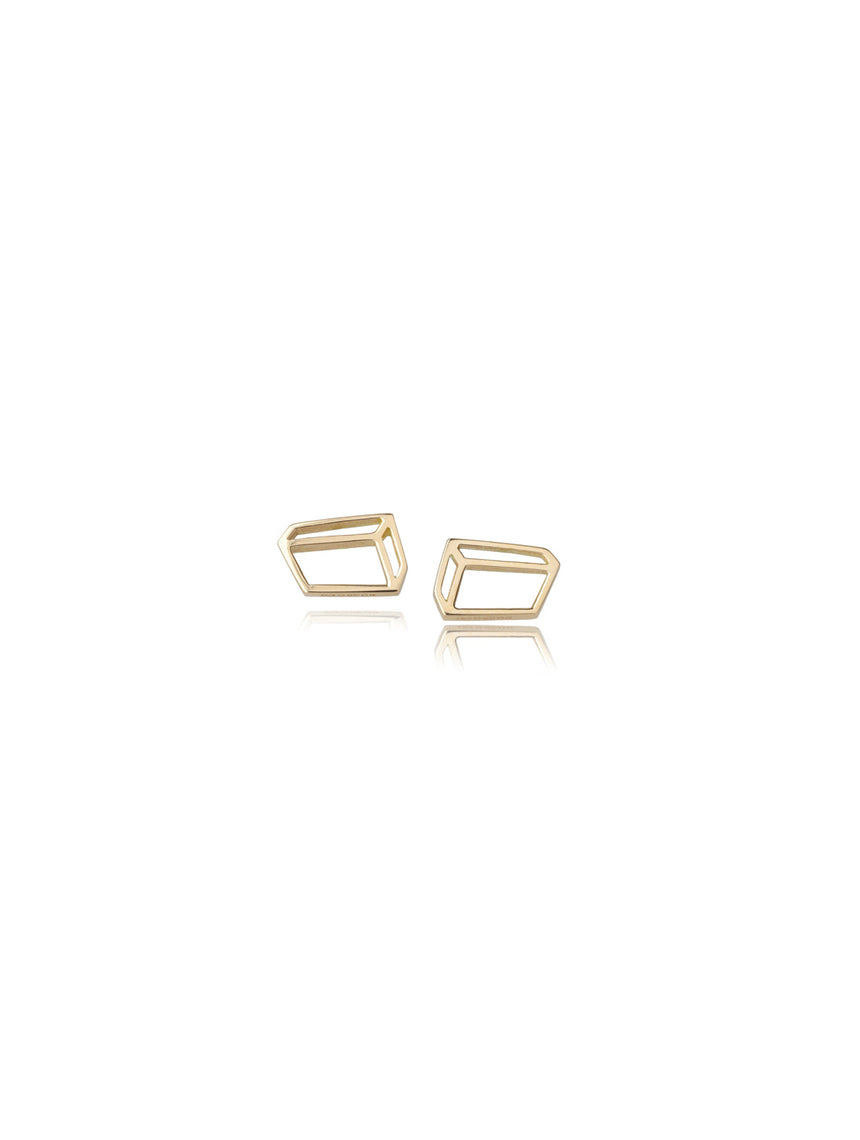Earstuds in the 2d form of a 3d rectangular cuboid. 18ct yellow gold, polished finish.