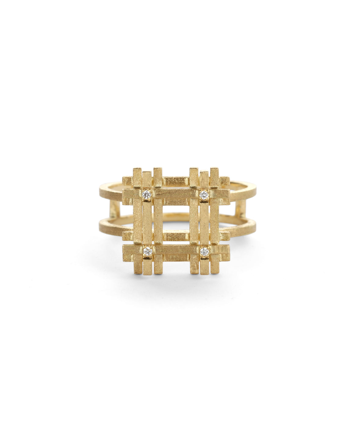 Geometric statement ring with square form and four white diamonds. 18ct yellow gold, textured gold.