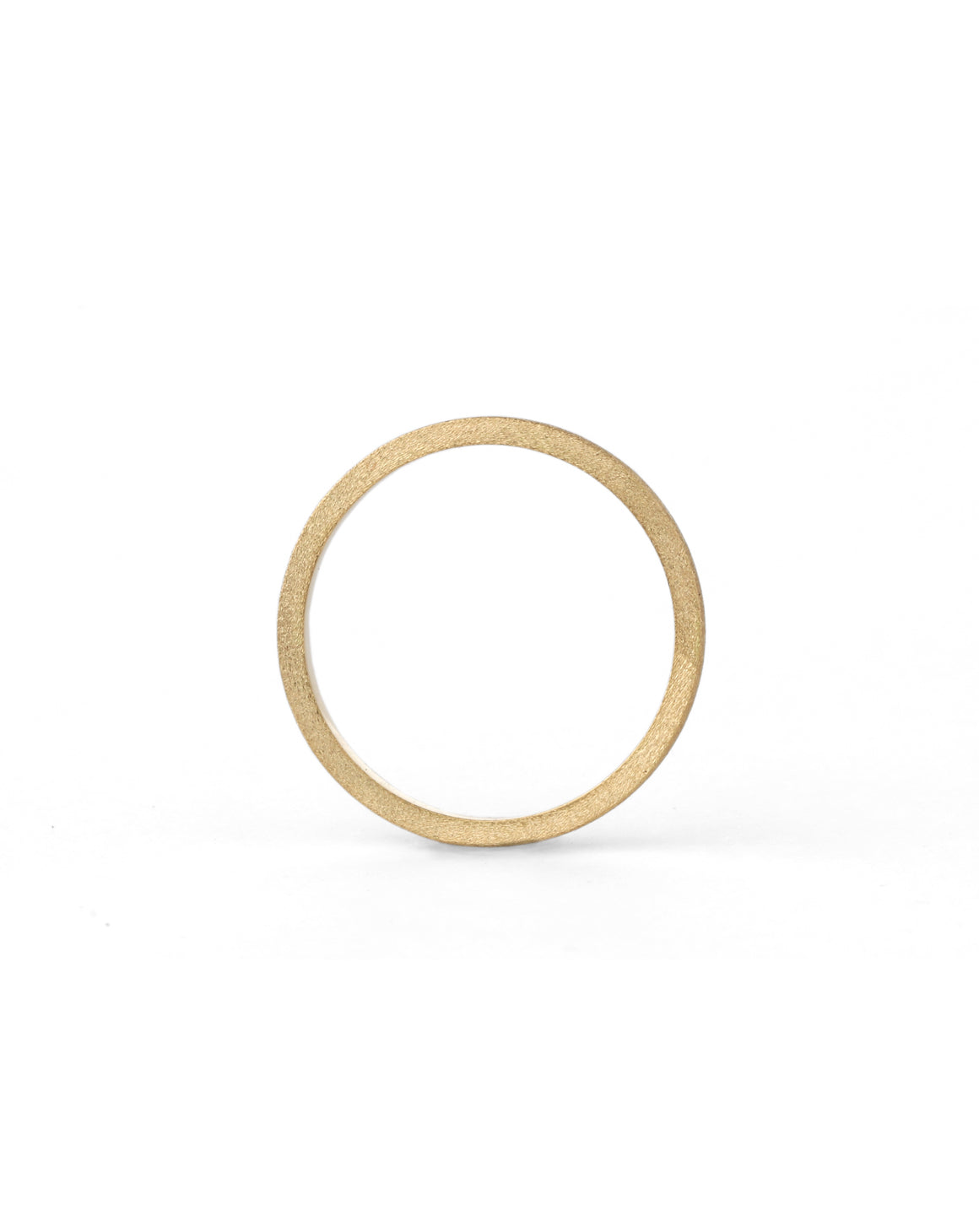 Flat wedding band. 18ct yellow gold, textured finish. Side view.