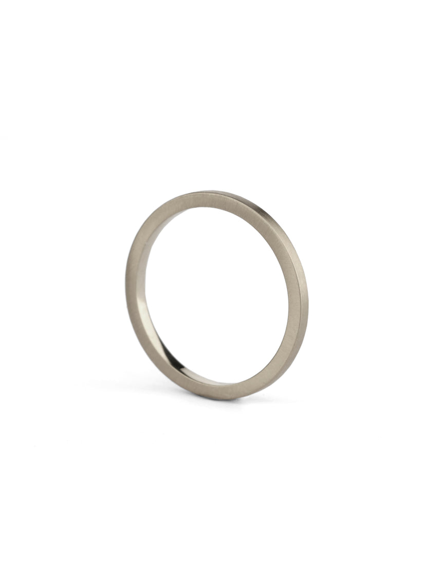 Flat wedding band. 18ct white gold, satin finish.