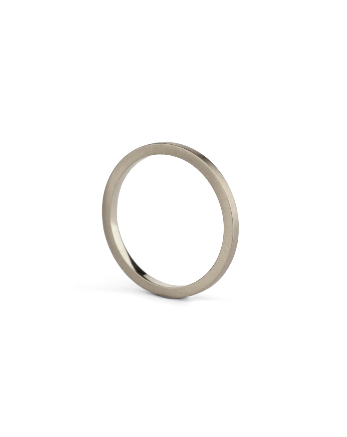 Flat wedding band. 18ct white gold, satin finish.